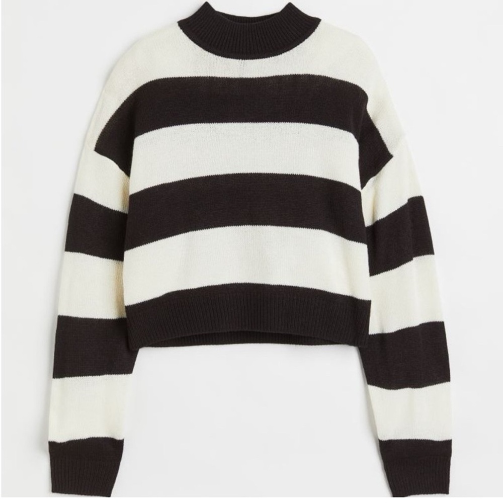 Divided (H&M) Blue and White Crew Neck Sweater with Graphic Stripes